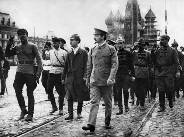 trotsky_ottobre